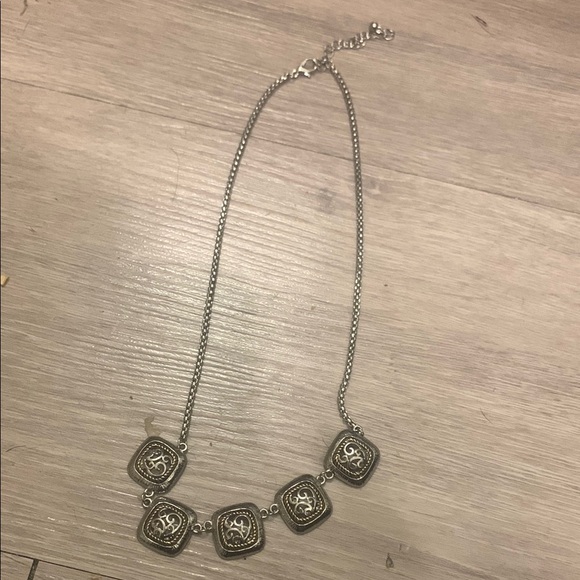 Intricate Silver Filigree Necklace with Symmetrical Pendants - Picture 1 of 1
